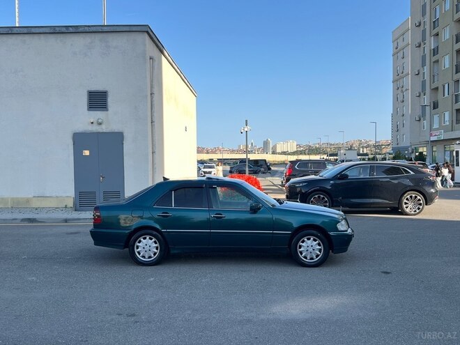Mercedes C 220-6