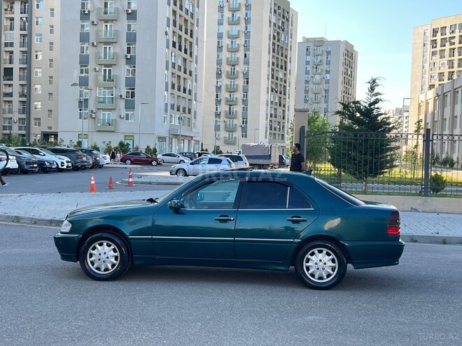 Mercedes C 220-7
