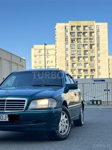 Mercedes C 220-10