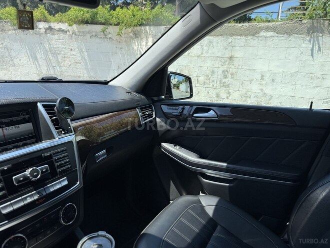 Mercedes GL 350 4MATIC-11