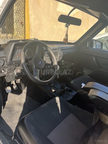 LADA (VAZ) Niva-8