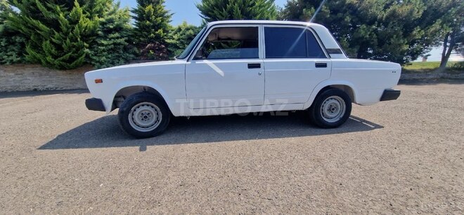LADA (VAZ) 2107-3
