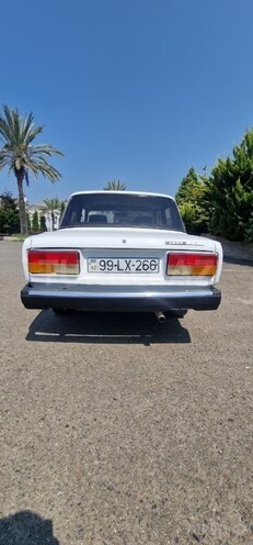 LADA (VAZ) 2107-4