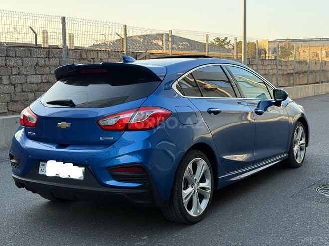 Chevrolet Cruze-13