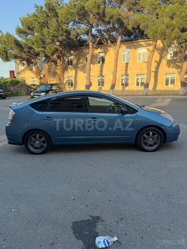 Toyota Prius-7