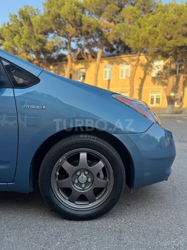 Toyota Prius-10