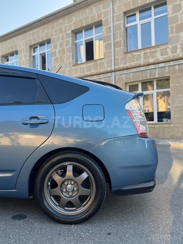 Toyota Prius-9