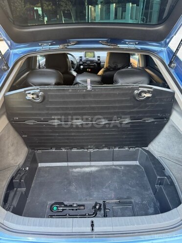 Toyota Prius-15