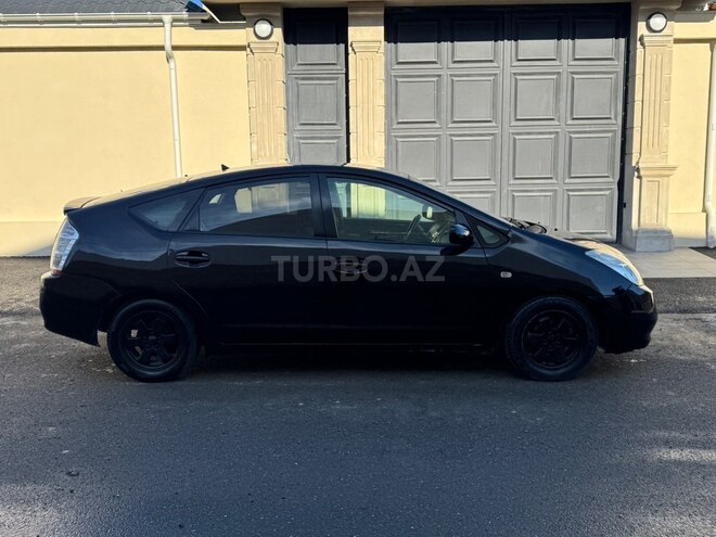 Toyota Prius-6