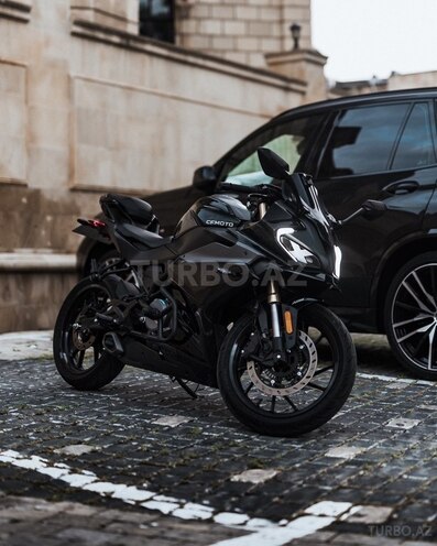 CFMOTO 250 SR-1