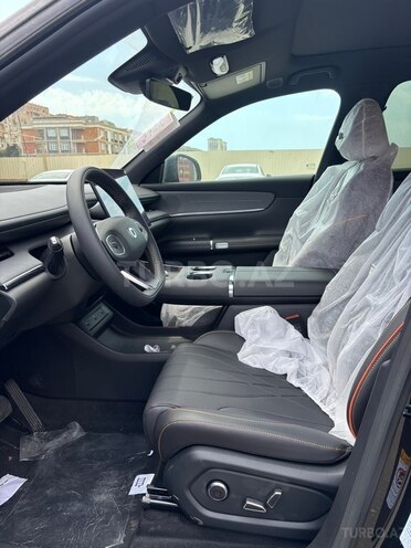 Changan Qiyuan Q07-7