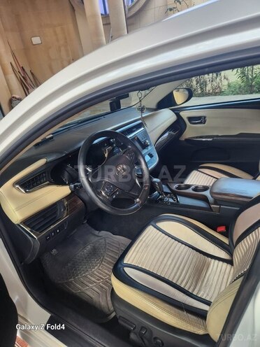 Toyota Avalon-9