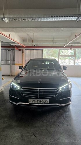 Mercedes E 300 e 4MATIC-1
