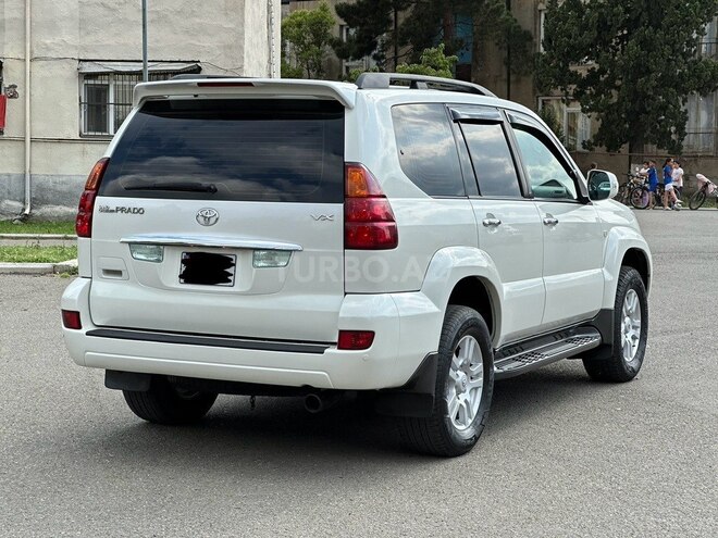 Toyota Land Cruiser Prado-8