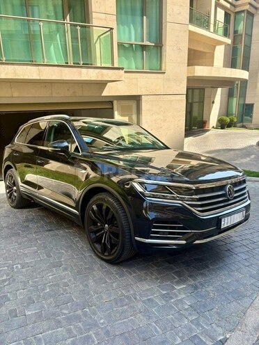 Volkswagen Touareg-5
