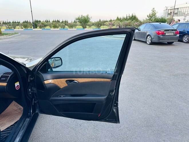 Mercedes E 220-5