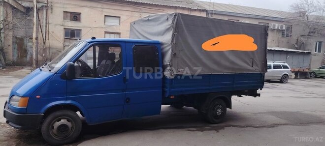 Ford Transit-11