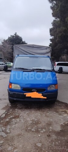Ford Transit-10