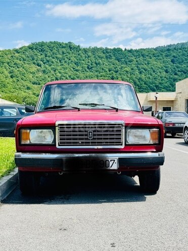 LADA (VAZ) 2107-1