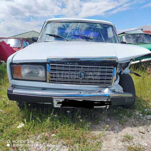 LADA (VAZ) 2107-1