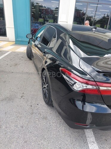 Toyota Camry-7