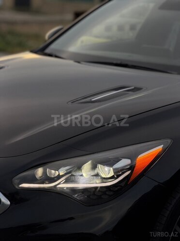 Kia Stinger-10