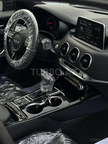 Kia Stinger-17