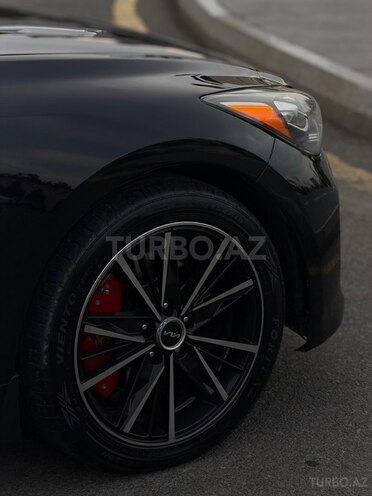 Kia Stinger-12