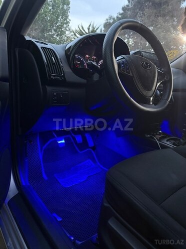 Hyundai i30-8
