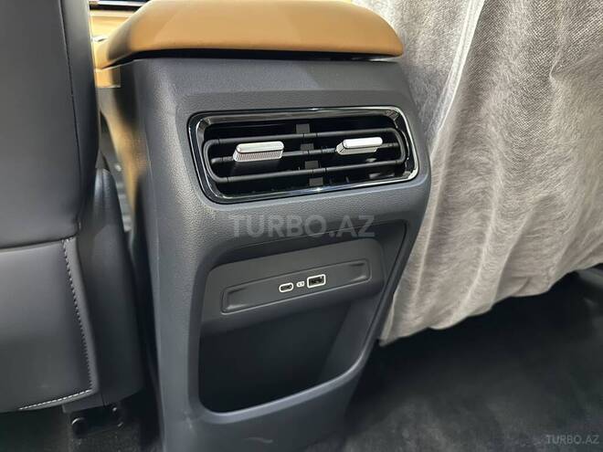 Geely Galaxy Starship 7-23