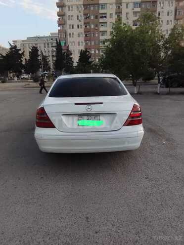 Mercedes E 220-3