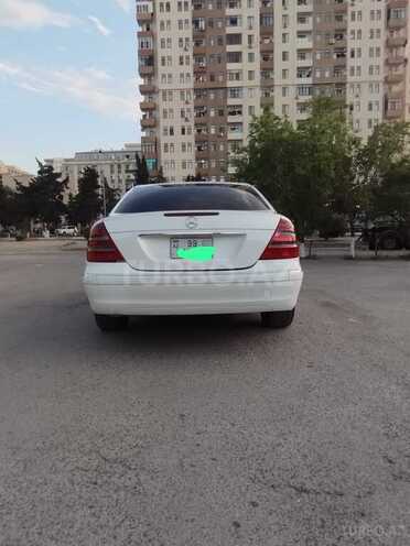 Mercedes E 220-4