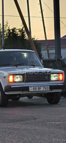 LADA (VAZ) 2107-1