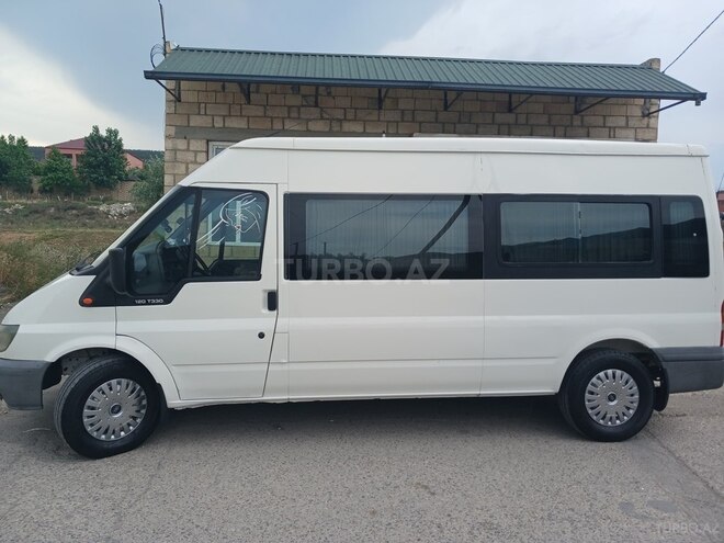 Ford Transit-4