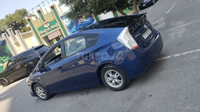 Toyota Prius-6