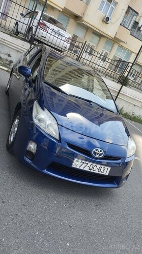 Toyota Prius-9