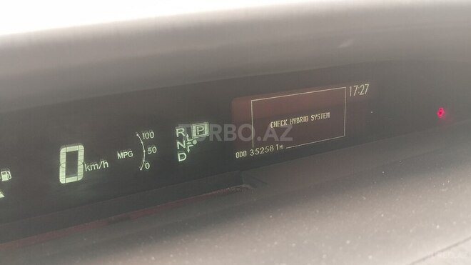 Toyota Prius-14