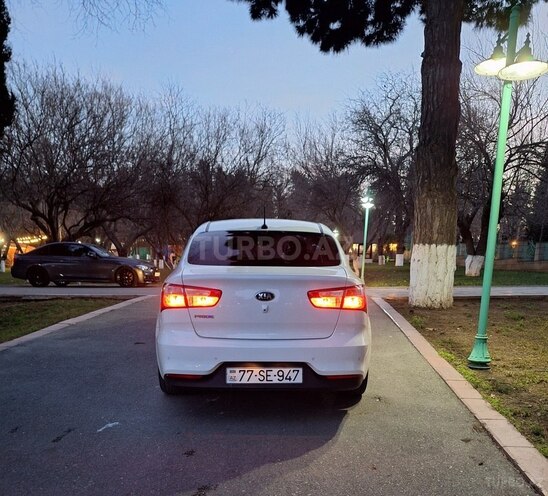 Kia Rio-2