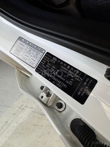 Kia Rio-8