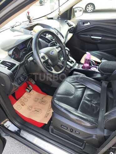 Ford Kuga-6