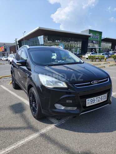 Ford Kuga-1