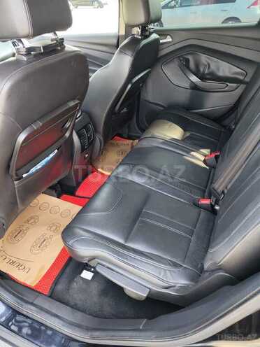Ford Kuga-14
