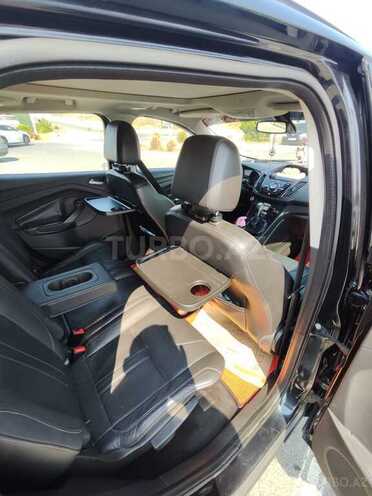 Ford Kuga-11