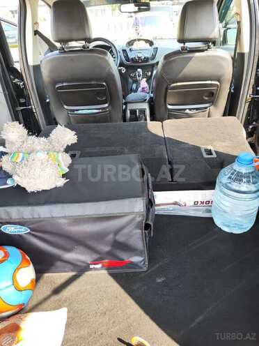 Ford Kuga-18