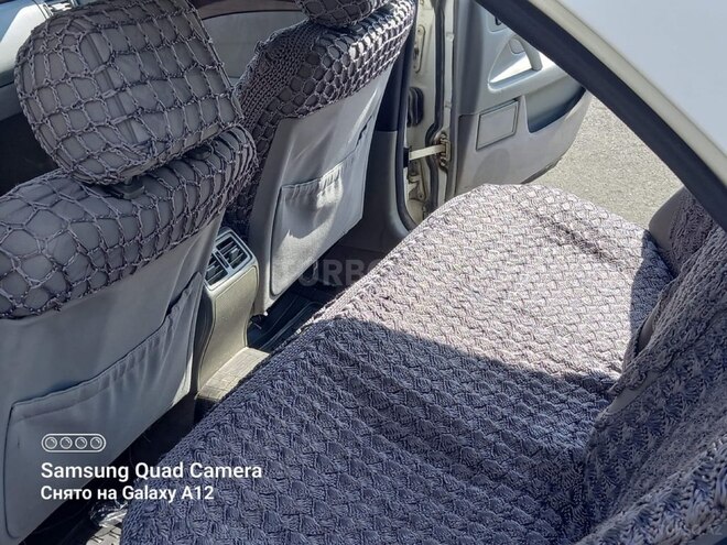 Mercedes E 220-3