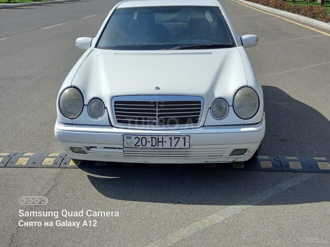 Mercedes E 220-14