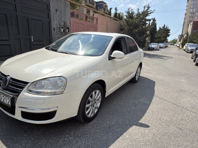 Volkswagen Jetta-7