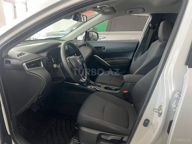 Toyota Corolla Cross-9
