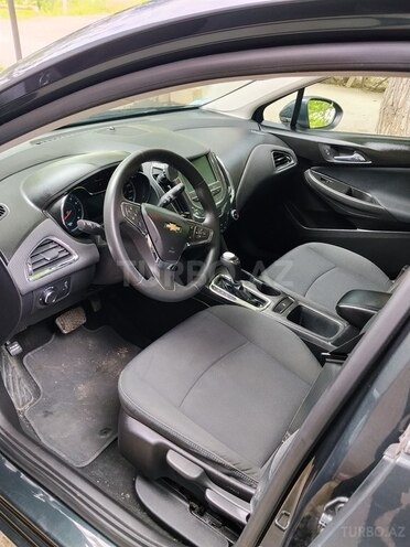 Chevrolet Cruze-6