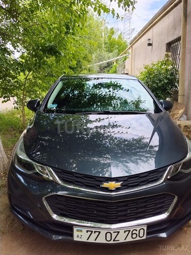 Chevrolet Cruze-1